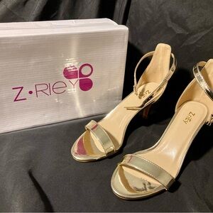 Metallic Gold Women's Ankle Strap Heels Sz 7